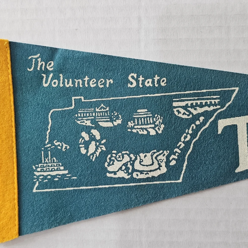 1950’s Tennessee Souvenir Felt Pennant Volunteer State Original Tag 👀